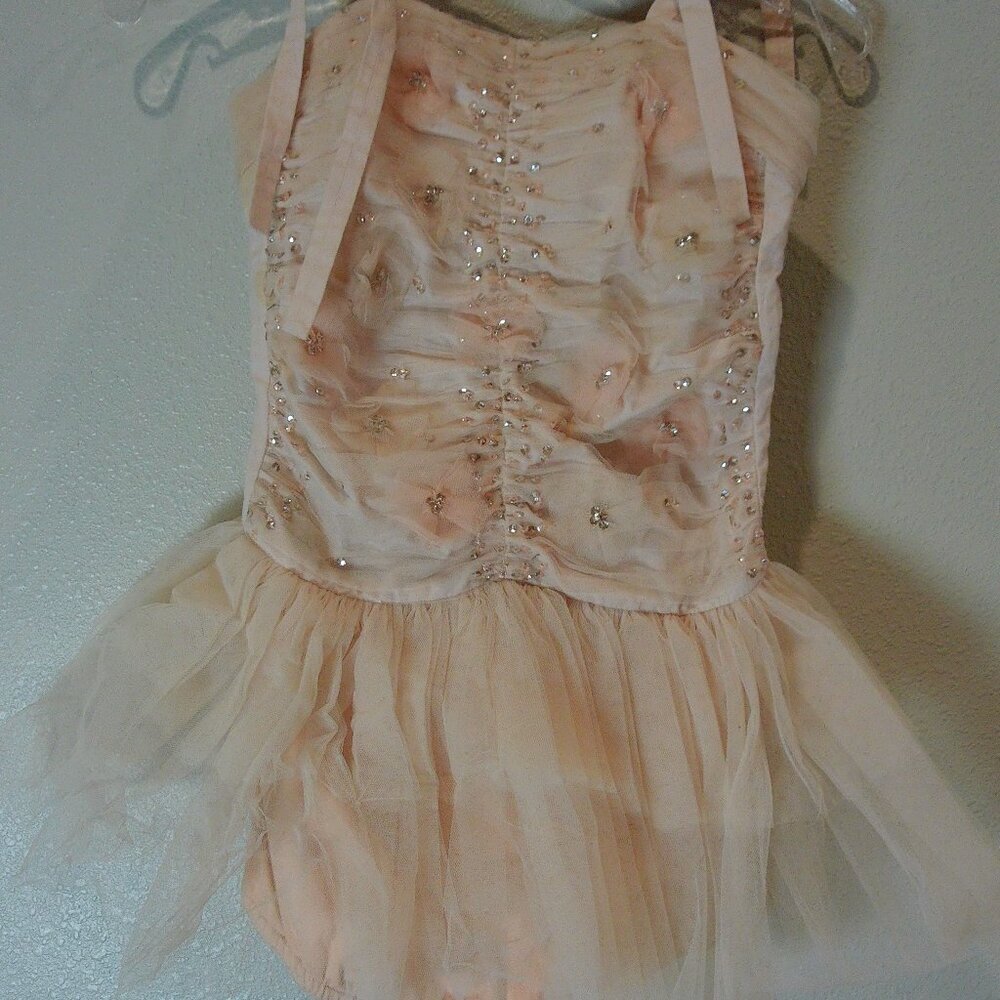 Tutu du Monde Onsie